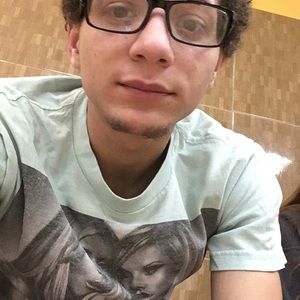 Meet your Posher, Brandon